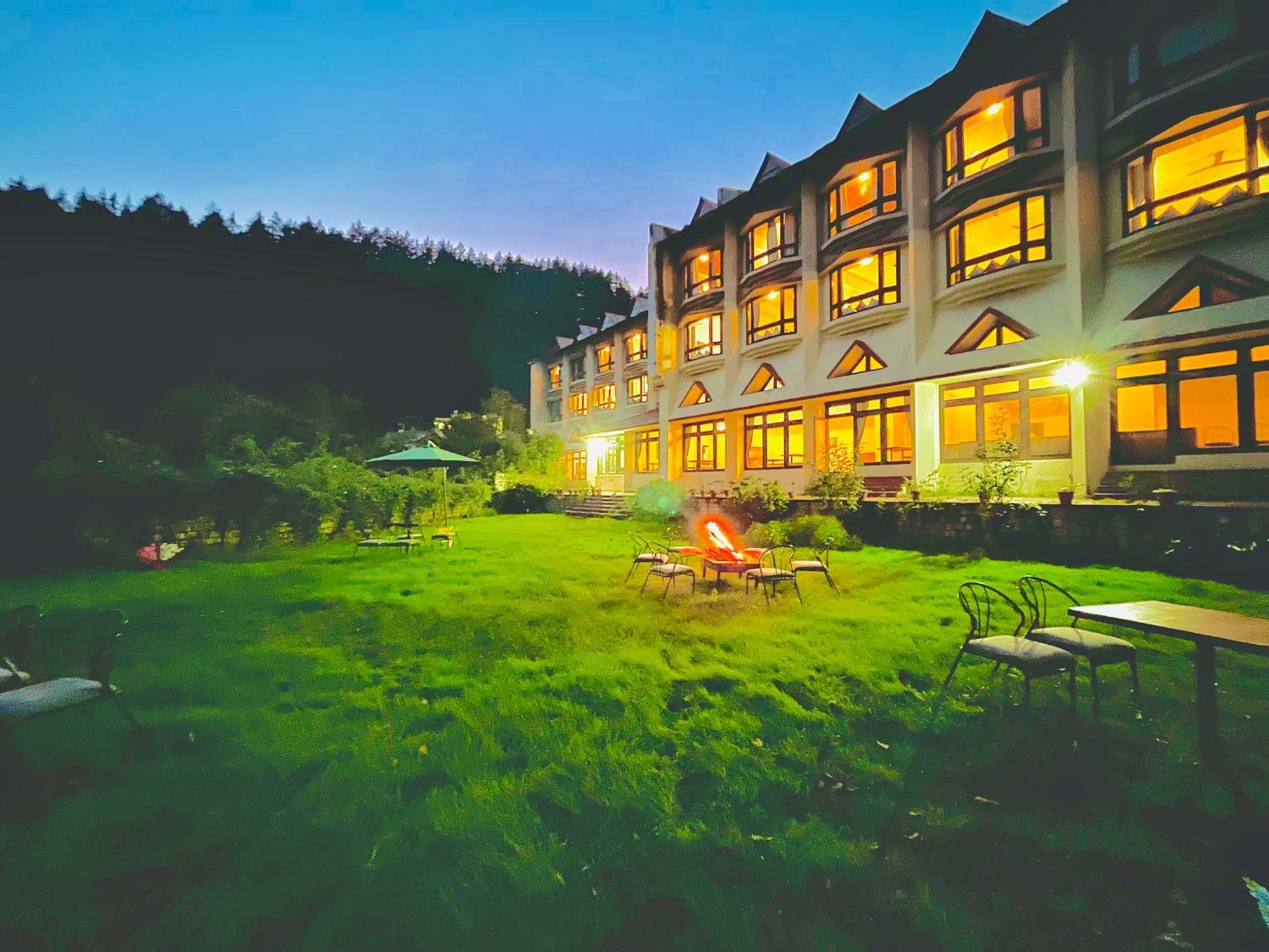 Ramayan Resort, In City Centre Manali By Ramanand Sagar المظهر الخارجي الصورة